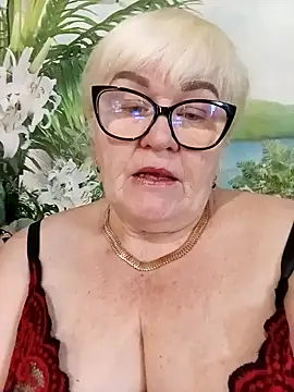 VioletSweet5566 online show from May 9, 6:51 am