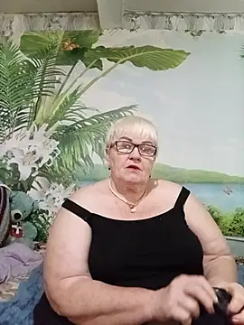VioletSweet5566 online show from June 17, 6:27 am