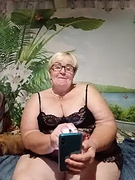 VioletSweet5566 online show from July 28, 7:39 pm