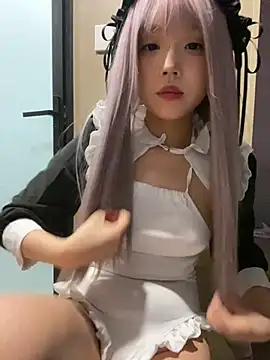 a5l2e0x online show from March 23, 1:15 pm