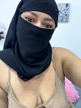 Amyraa  online show from December 18, 12:00 pm