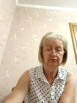 AlikaSwan5821 online show from September 14, 12:59 pm