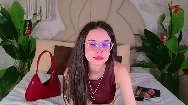 Snapshot of LANA_MILANO chatting on October 4, 3:54 pm LANA MILANO online show from October 4, 3:54 pm