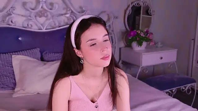 Snapshot of LANA_MILANO chatting on November 5, 11:21 am LANA MILANO online show from November 5, 11:21 am