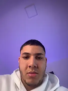 max valiant1 online show from March 10, 10:37 pm