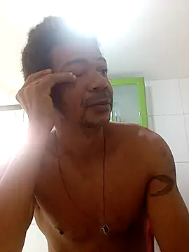 Snapshot of moreno25centimetro chatting on December 20, 10:33 am moreno25centimetro online show from December 20, 10:33 am