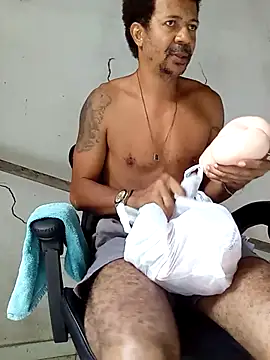 Snapshot of moreno25centimetro chatting on February 5, 10:31 am moreno25centimetro online show from February 5, 10:31 am