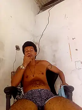 Snapshot of moreno25centimetro chatting on February 27, 1:33 pm moreno25centimetro online show from February 27, 1:33 pm