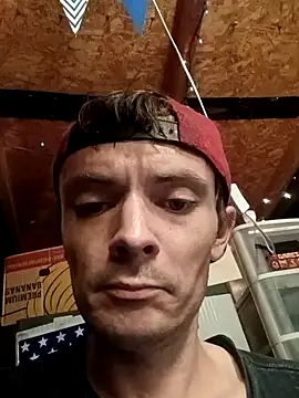 RichardW online show from May 26, 11:06 am