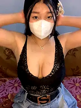 Snapshot of Samcutes chatting on October 1, 5:13 am Samcutes online show from October 1, 5:13 am