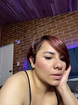 Snapshot of alejandra_prk26 chatting on October 16, 4:02 am alejandra prk26 online show from October 16, 4:02 am