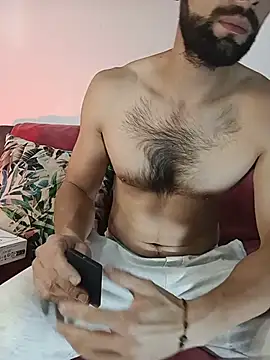 Snapshot of Enzo-wolf33 chatting on June 8, 7:14 pm Enzo-wolf33 online show from June 8, 7:14 pm