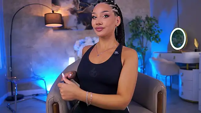 Snapshot of NinaSolenne chatting on May 29, 12:14 pm NinaSolenne online show from May 29, 12:14 pm