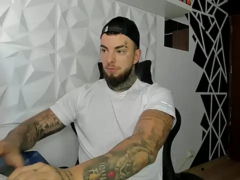 Chrisjordan66 online show from October 25, 8:00 am