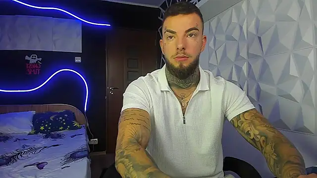 Chrisjordan66 online show from November 6, 8:15 am