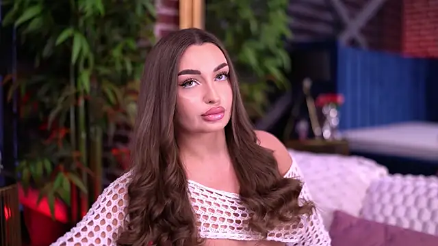 MillaSerene online show from February 6, 6:07 am