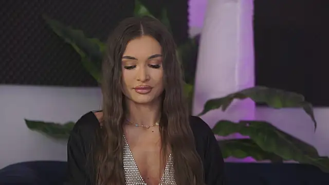 KyssaraPlay online show from September 10, 6:19 pm