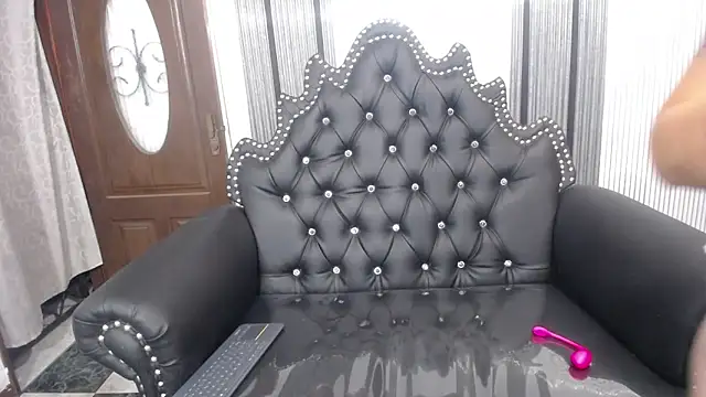 naughty milf esmeralda online show from January 16, 2:26 am