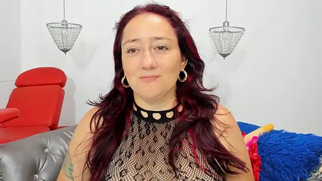 Snapshot of naughty_milf_esmeralda chatting on May 15, 2:29 am naughty milf esmeralda online show from May 15, 2:29 am