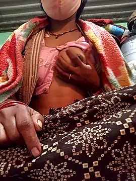 Snapshot of MISS_LOVE_001 chatting on November 19, 4:29 pm MISS LOVE 001 online show from November 19, 4:29 pm