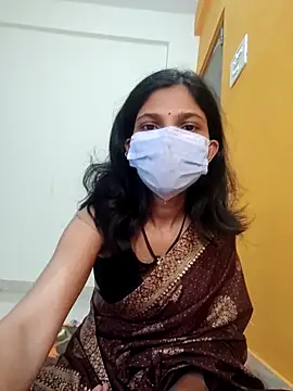 Snapshot of Shivani2002 chatting on December 19, 1:23 am Shivani2002 online show from December 19, 1:23 am