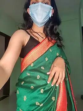 Shivani2002 online show from February 17, 4:57 pm