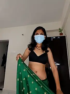 Snapshot of Shivani2002 chatting on May 20, 4:46 pm Shivani2002 online show from May 20, 4:46 pm