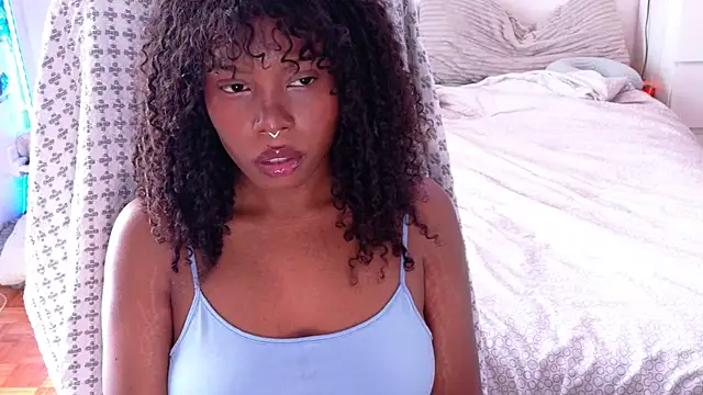 SparklingSoleil online show from March 13, 4:46 pm