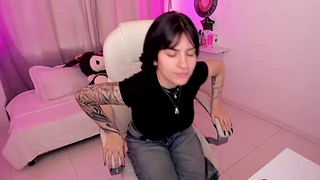 Snapshot of kurito_ chatting on September 19, 11:33 am kurito online show from September 19, 11:33 am