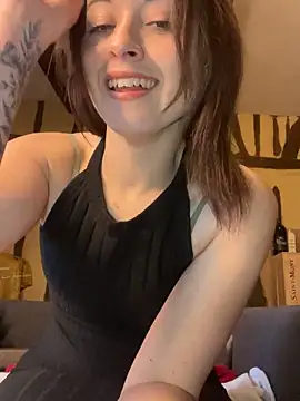 Snapshot of Toto-pika chatting on March 6, 8:11 am Toto-pika online show from March 6, 8:11 am