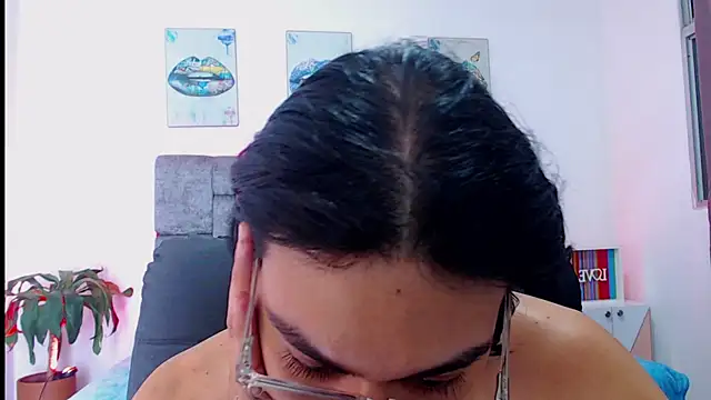 dirty model online show from September 15, 3:17 am