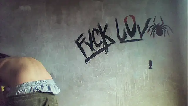 dirty model online show from November 27, 8:55 pm