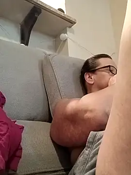 Snapshot of PremiumKitty chatting on March 20, 8:46 pm PremiumKitty online show from March 20, 8:46 pm