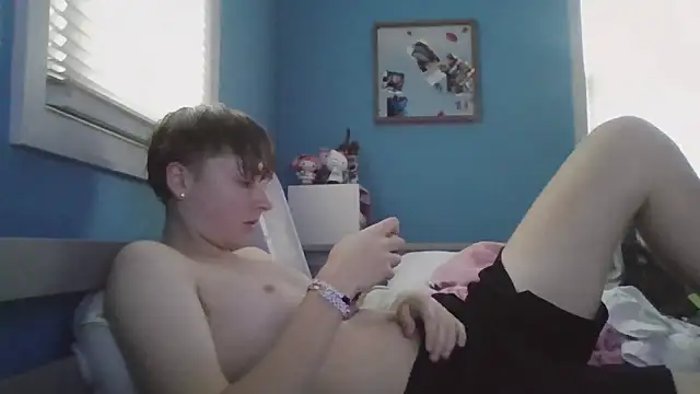 Snapshot of Liam_axel35 chatting on October 20, 7:58 pm Liam axel35 online show from October 20, 7:58 pm