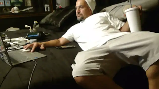 Snapshot of N3V3RPANIC@xh chatting on July 5, 4:41 am N3V3RPANICxh online show from July 5, 4:41 am