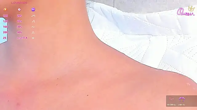 VioletHilton online show from March 4, 6:58 pm