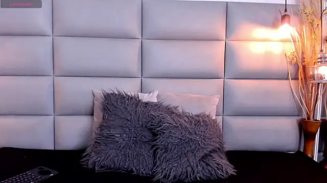 alexafisher online show from October 15, 8:42 pm