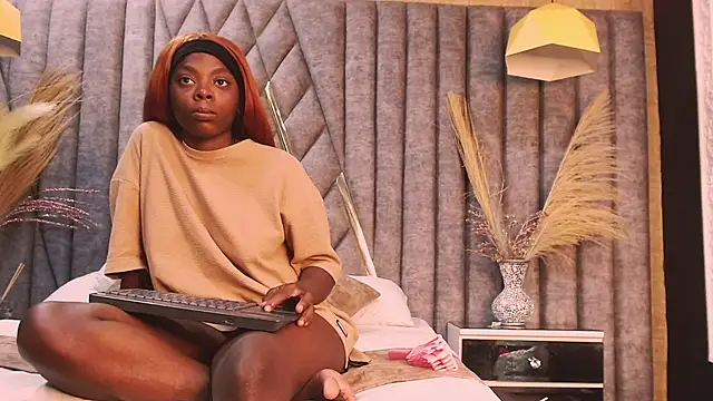 OliviaGarciaa online show from September 20, 4:02 am