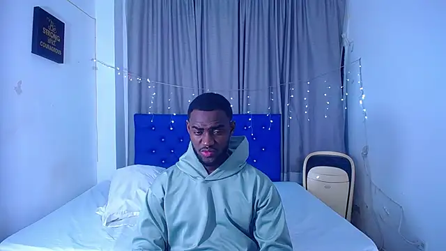 eebony stallion online show from January 13, 2:39 am