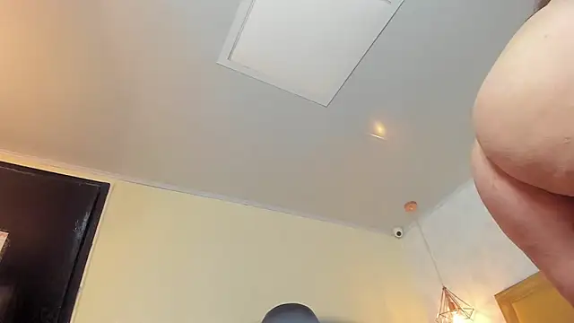 MELISSAROUGE online show from May 12, 7:33 pm