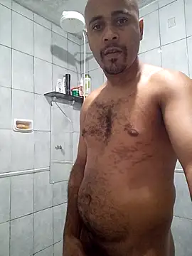 Snapshot of reisloko chatting on November 13, 9:25 pm reisloko online show from November 13, 9:25 pm