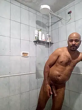 Snapshot of reisloko chatting on November 24, 9:58 pm reisloko online show from November 24, 9:58 pm