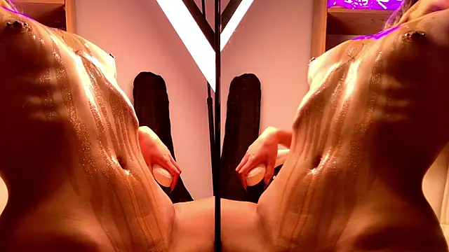 Snapshot of jupiter_sin_h chatting on November 4, 9:03 pm jupiter sin h online show from November 4, 9:03 pm