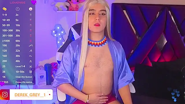 derek greyy  online show from October 15, 6:30 pm