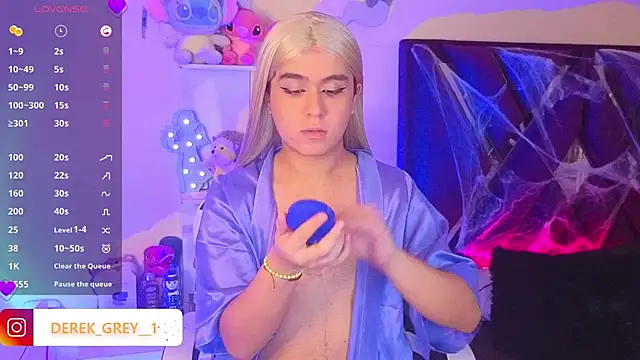 derek greyy  online show from October 20, 5:57 pm