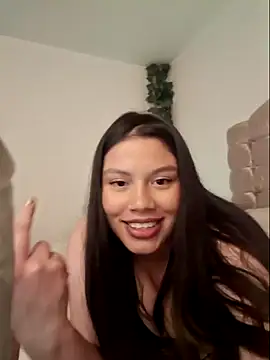 Snapshot of maria_ribeiro chatting on January 28, 3:47 am maria ribeiro online show from January 28, 3:47 am