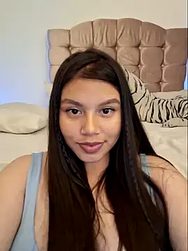 Snapshot of maria_ribeiro chatting on February 5, 2:40 am maria ribeiro online show from February 5, 2:40 am