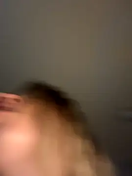 Snapshot of M1l3yD3w chatting on November 19, 4:12 am M1l3yD3w online show from November 19, 4:12 am