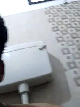 Snapshot of kjohn20 chatting on November 16, 5:46 am kjohn20 online show from November 16, 5:46 am