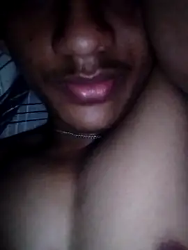 Snapshot of kjohn20 chatting on November 24, 7:13 pm kjohn20 online show from November 24, 7:13 pm